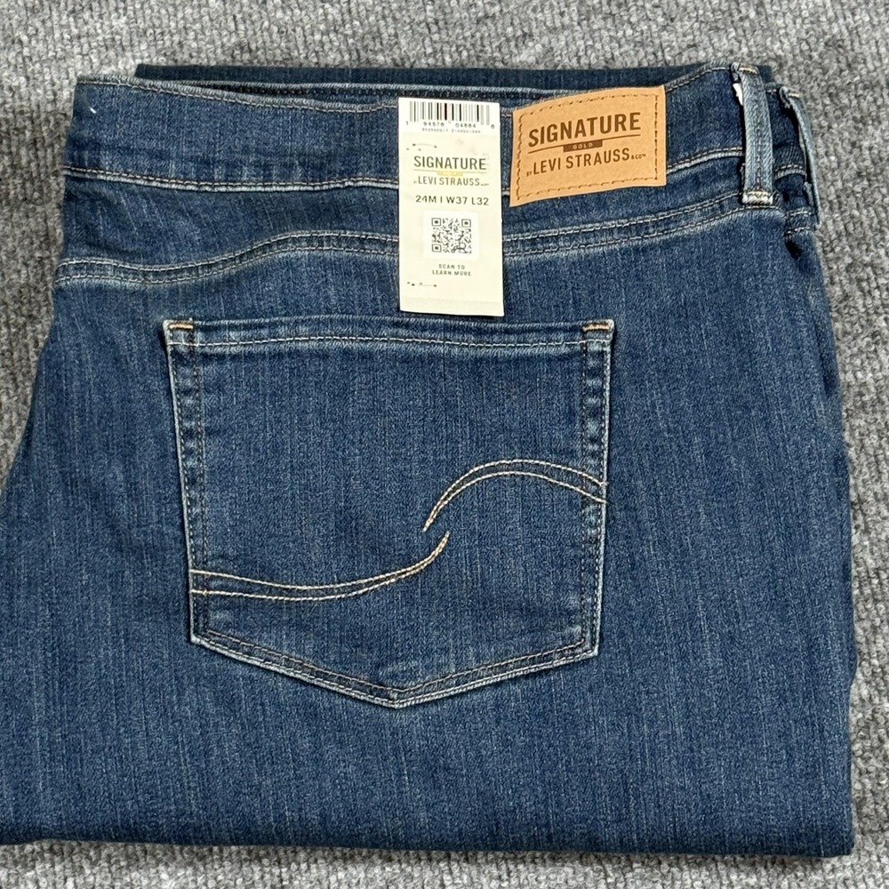 Levi Strauss Jeans Womens 24M W37 L32 Mid Rise Bootcut Signature Stretch Denim